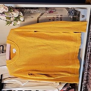 Women's sweater - WORN ONCE